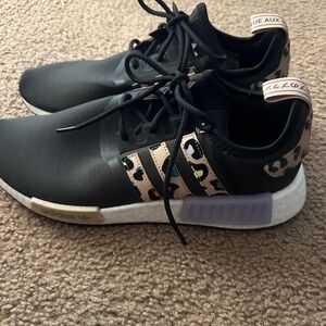 Adidas Women's Black and Cream Sneakers Leopard-print accents Gently Worn